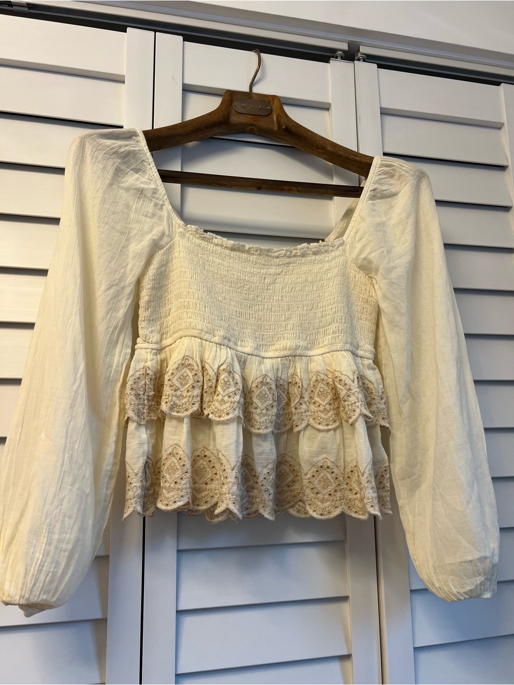 American Eagle Boho Cream Blouse with Lace Trim